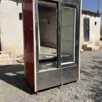 یخچال سوپر مارکتی ایستاده