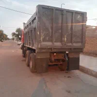 یک کامیون ده چرخ کمپرسی کاویان مدل ۹۰|خودرو سنگین|بافت, |دیوار