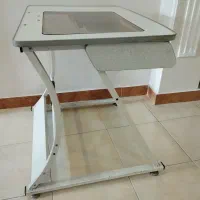 میز کامپیوتر پایه فلز و رویه چوب|میز تحریر و کامپیوتر|رشت, معلم|دیوار