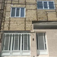 خانه-فروشی-طبقه-اول-پارکینگ-داره