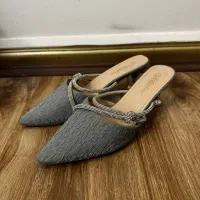 کفش مجلسی Valendinee خاکستری نگین‌دار پاشنه شفاف