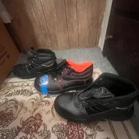 ۳ عدد کفش ایمنی با کیفیت|کیف، کفش، کمربند|بندر انزلی, کوی واحدی|دیوار