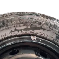 لاستیک رودستون در حد|قطعات یدکی و لوازم جانبی|فولادشهر, B8|دیوار