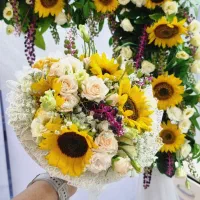 گلارایی و بادکنک آرایی
