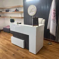 مسئول فنی در کلینیک زیبایی
