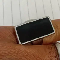 انگشترنگین سیاه