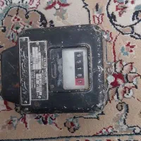 کنتور برق قدیمی سویسی پلمپ سالم|کلکسیون اشیاء عتیقه|قم, منبع آب|دیوار