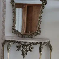 آینه و کنسول