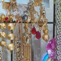 انواع گوشواره دستبند و گردنی در تنوع مختلف