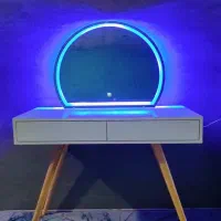 میز آرایش +آینه تاچ+صندلی|تخت و سرویس خواب|شیراز, گویم|دیوار