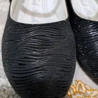 کفش دخترانه سایز ۳۵ بسیار زیبا و با کیفیت