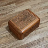 جعبه جواهرات چوبی عتیقه