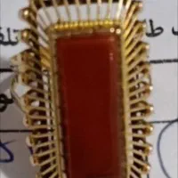 انگشتر نگین دار