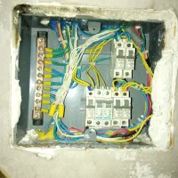 برق کار برقکاری نصب ایفون وعیب یابی ساختمان|خدمات پیشه و مهارت|دوگنبدان, |دیوار