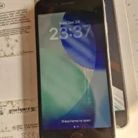 آیفون se 2020 256g