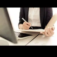 منشی مدیر عامل حقوق ۴۵ میلیون