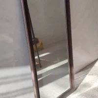 آینه ایستاده با قاب پی وی سی