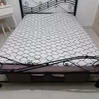 تخت خواب دو نفره