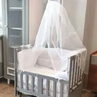 تخت کنارمادر