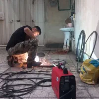 خدمات جوشکاری co2 و برق خدمات آهنگری جوشکاری سیار
