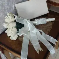 دسته گل عروس به همراه کیف