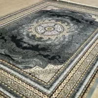 فرش ۷۰۰شانه به علت جمع آوری مغازه
