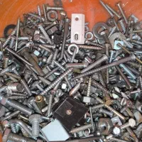 پیچ و مهره انواع خودرو