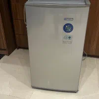 بخچال پنج فوت ایستکول