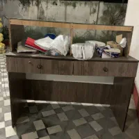 فروش میز به قیمت ۱۵۰۰