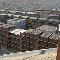 عنوای کارگر در بلوک زنی نیاز داریم