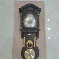 ساعت دیواری کاملا سالم به فروش میرسد