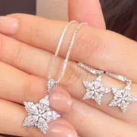 نیمست جواهر تمام نقره مدل ستاره نگینی کادو خاص