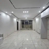 فروش واحد تک‌خوابه نوساز با حیاط اختصاصی