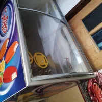 یخچال بستنی