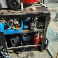 میز کار آهنی