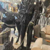 مجسمه سالنی مرد جنتلمن سر گردون|مجسمه، تندیس، ماکت|مشهد, توس (بلوار توس)|دیوار