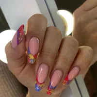 آموزش و کاشت ناخن ،مژه و پدیکور حرفه ای (پنجتن)|خدمات آرایشگری و زیبایی|مشهد, پنجتن|دیوار