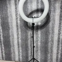 رینگ لایت بزرگ