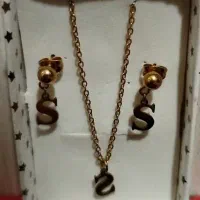 ست گوشواره و گردنبند