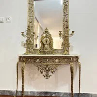 آینه و کنسول برنزی با ساعت و شمعدان