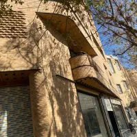 پل کاوه اجاره ۱۲۰۰متر ادری۴ طبقه صفر با۲دهنه تجاری