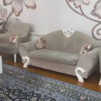 مبل راحتی ۷ نفره ،میز بزرگ ، میز عسلی