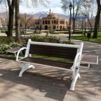 نیمکت بغل میز