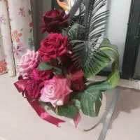 یک دسته گل با گلدان سفالی فقط ۴۰۰هزارتومان