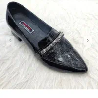 کفش تمام ورنی بسیار شیک ومجلسی