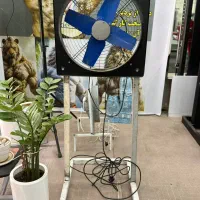 فن همراه پایه فلزی