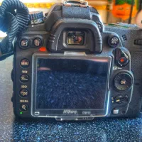 بدنه دوربین نیکون d7000|دوربین عکاسی و فیلم‌برداری|شهریار, کهنز|دیوار