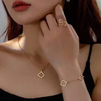 ساخت انواع پلاک طلا و نقره