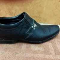 کفش  سایز 38 فروش به دلیل کوچیک شدن