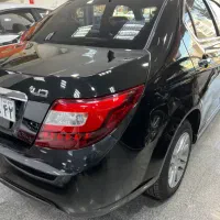 دنا پلاس ۶ دنده صفر سفید و مشکی|خودرو سواری و وانت|مشهد, دانشجو|دیوار